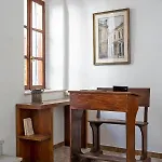 Σπίτι διακοπών Traditional 3 Bedroom House In The Old Town