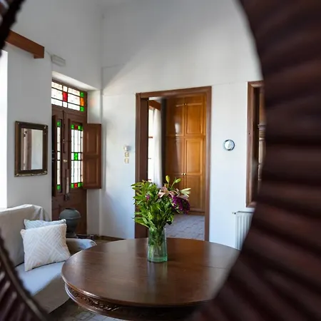 Casa Loza Traditional 3 Bedroom House In The Old Town Casa de Férias