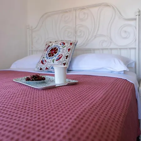 Casa Loza Traditional 3 Bedroom House In The Old Town *