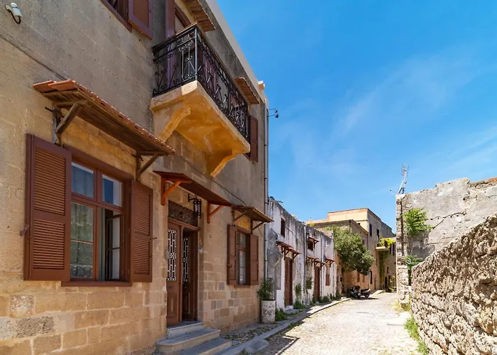 Tatil Evi Traditional 3 Bedroom House In The Old Town Rhodes City