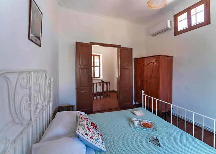 Tatil Evi Traditional 3 Bedroom House In The Old Town Rhodes City